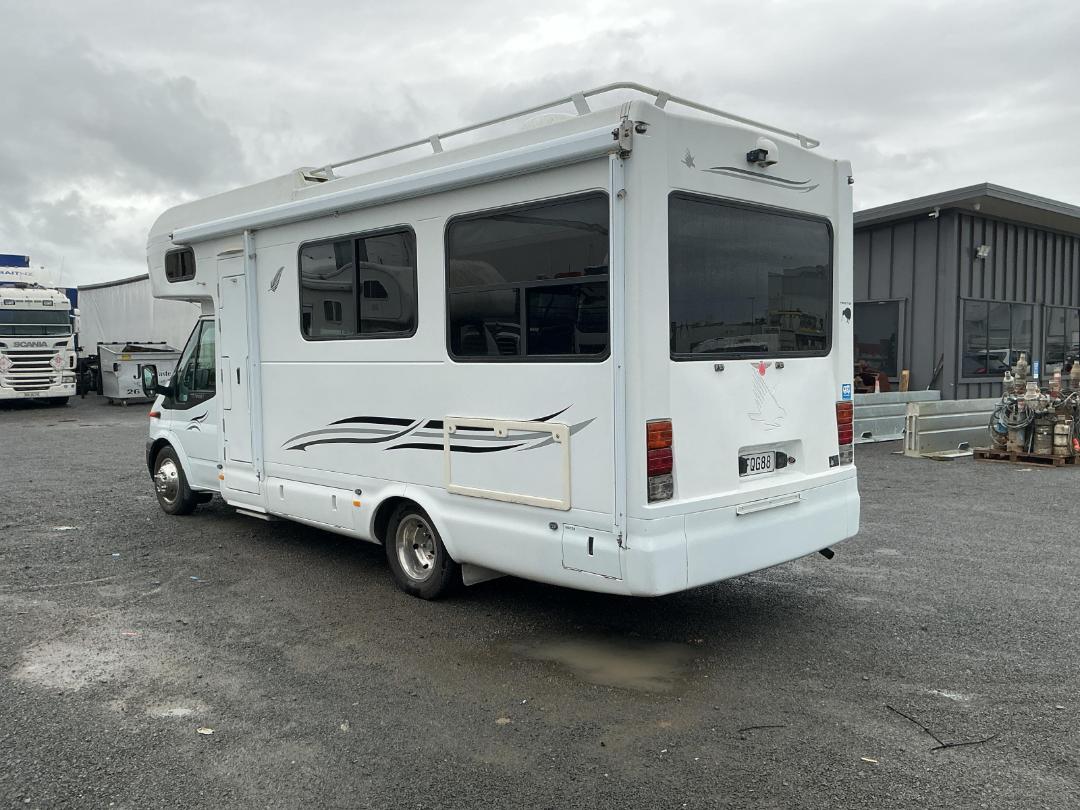 Photo '5' of Ford Transit Transit LWB 460 C/C Motorhome Photo '5' of Ford Transit Transit LWB 460 C/C Motorhome