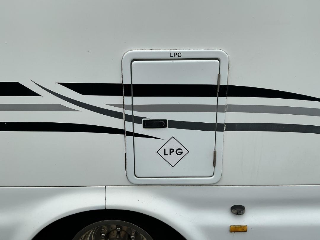 Photo '18' of Ford Transit Transit LWB 460 C/C Motorhome Photo '18' of Ford Transit Transit LWB 460 C/C Motorhome