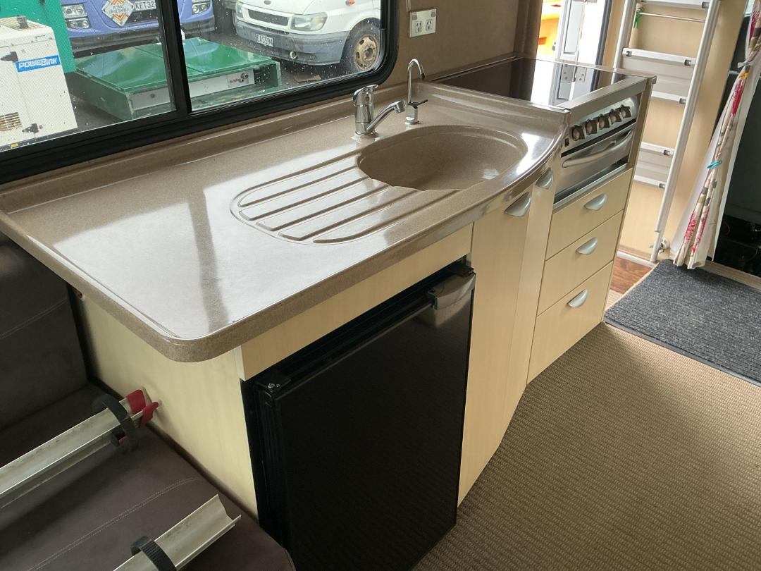 Photo '21' of Ford Transit Transit LWB 460 C/C Motorhome Photo '21' of Ford Transit Transit LWB 460 C/C Motorhome