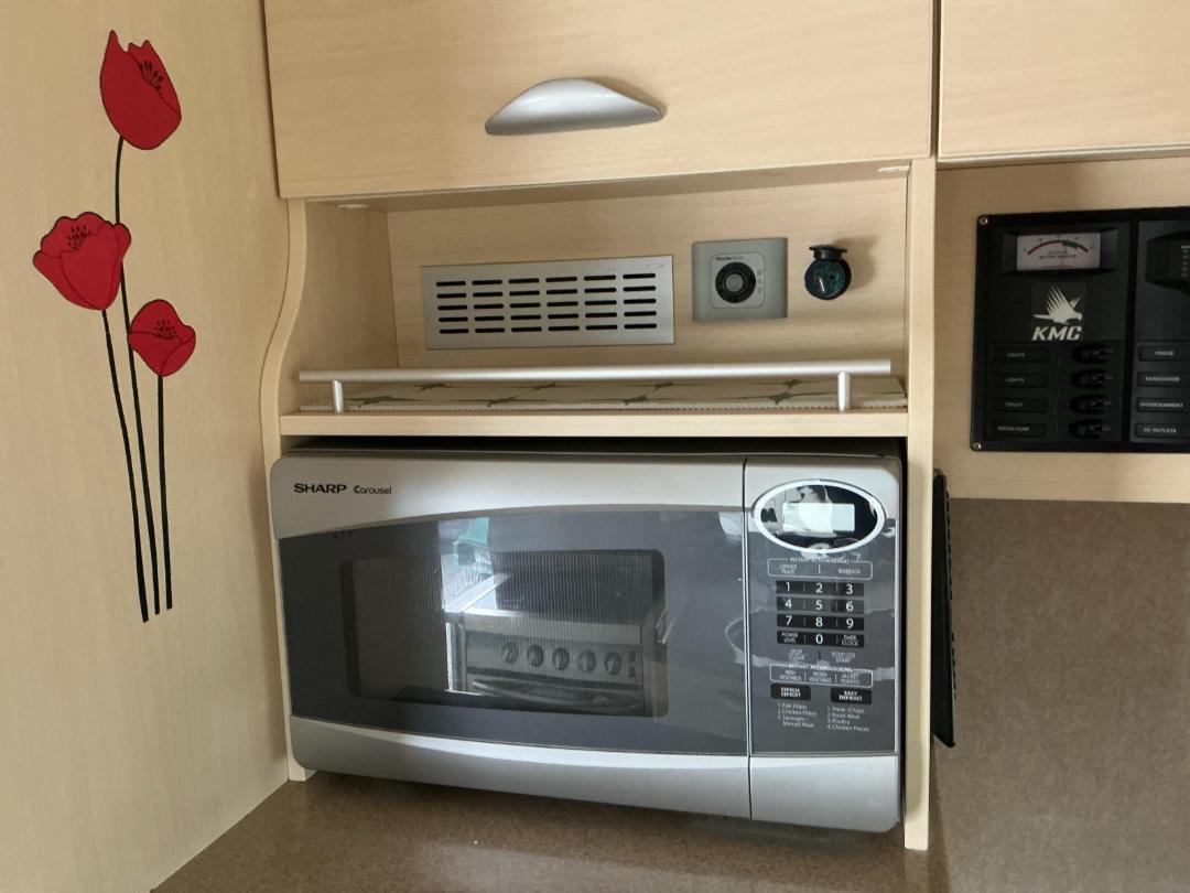 Photo '25' of Ford Transit Transit LWB 460 C/C Motorhome Photo '25' of Ford Transit Transit LWB 460 C/C Motorhome