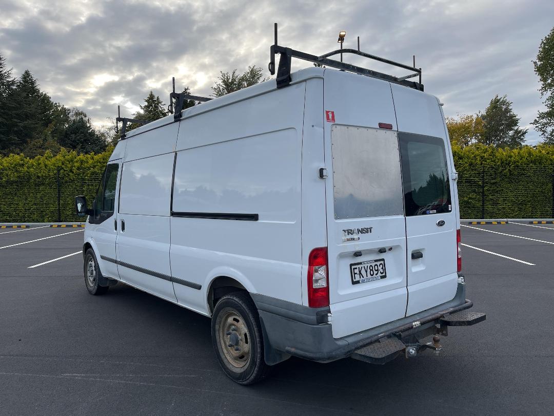 Photo '4' of Ford Transit LWB Mroof