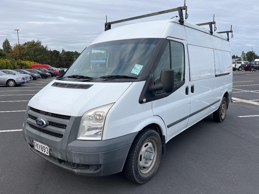 Photo '3' of Ford Transit LWB Mroof