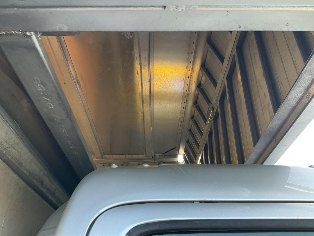 Photo '18' of HINO 300 XZU437R-HKFTDQ3 Luton Box Body Photo '18' of HINO 300 XZU437R-HKFTDQ3 Luton Box Body