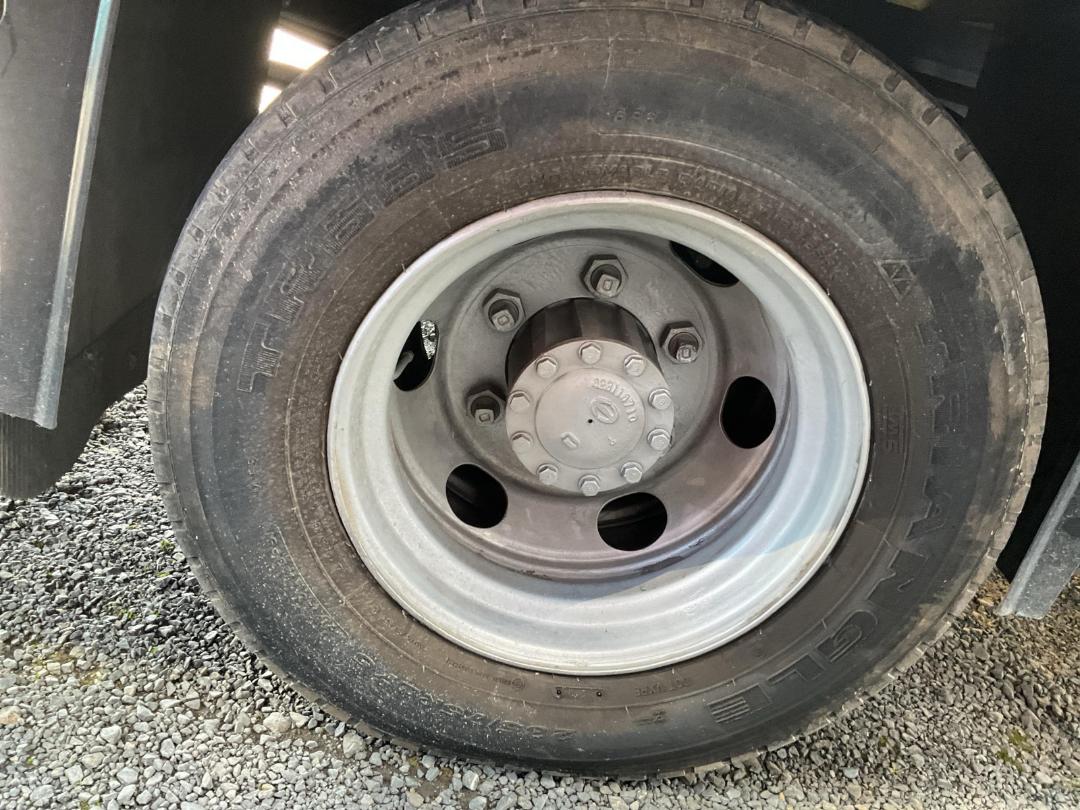 Photo '25' of HINO 300 XZU437R-HKFTDQ3 Luton Box Body Photo '25' of HINO 300 XZU437R-HKFTDQ3 Luton Box Body