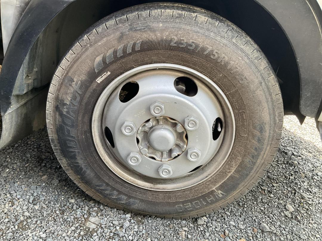 Photo '28' of HINO 300 XZU437R-HKFTDQ3 Luton Box Body Photo '28' of HINO 300 XZU437R-HKFTDQ3 Luton Box Body