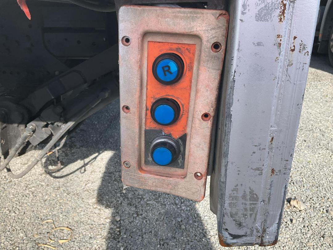 Photo '23' of HINO 300 XZU437R-HKFTDQ3 Luton Box Body Photo '23' of HINO 300 XZU437R-HKFTDQ3 Luton Box Body