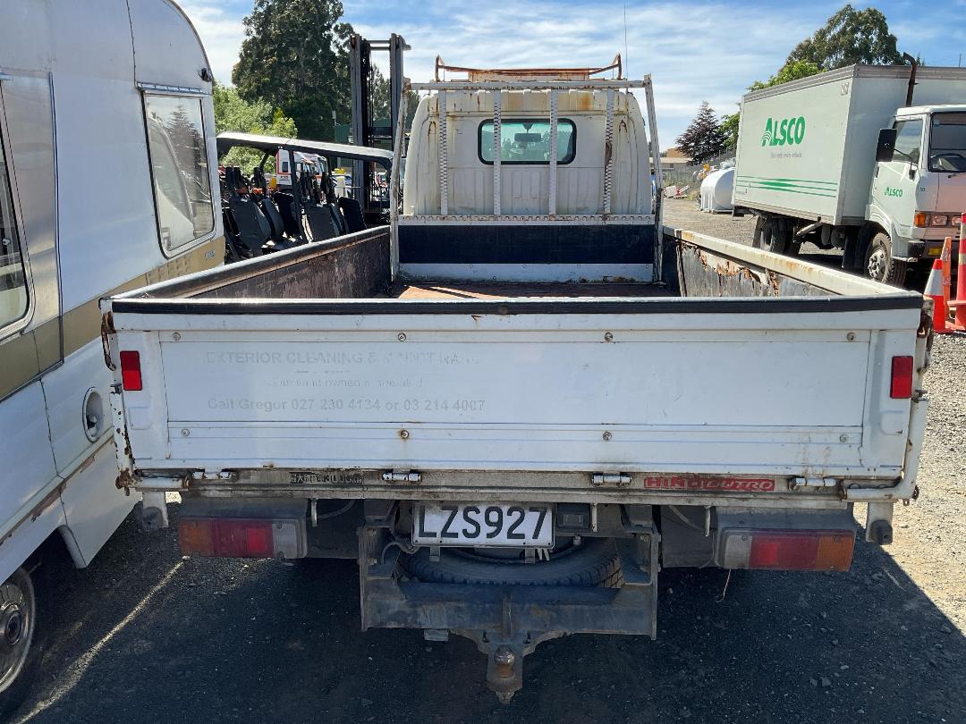 Photo '5' of Hino Dutro XZU334M Flat Deck