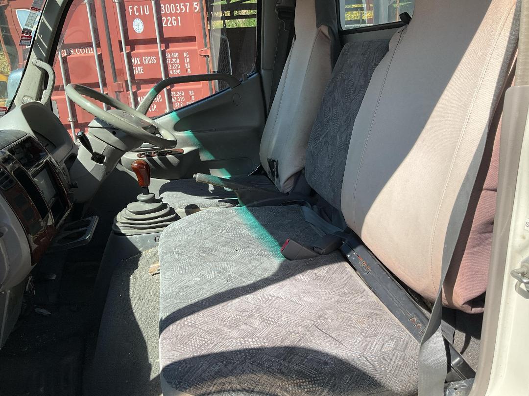 Photo '15' of Hino Dutro XZU334M Flat Deck