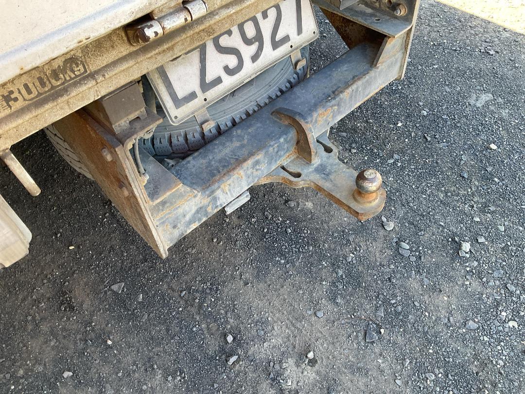 Photo '16' of Hino Dutro XZU334M Flat Deck