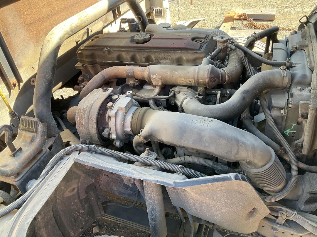 Photo '32' of Hino Dutro XZU334M Flat Deck