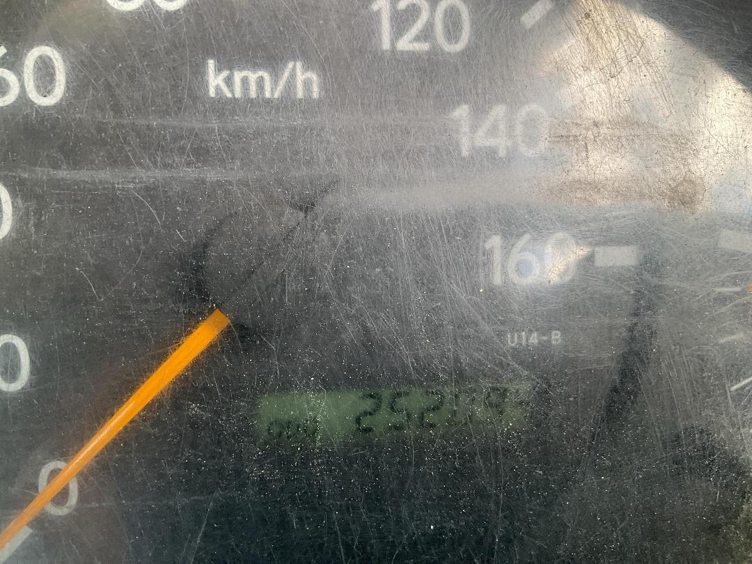 Photo '20' of Hino Dutro XZU334M Flat Deck