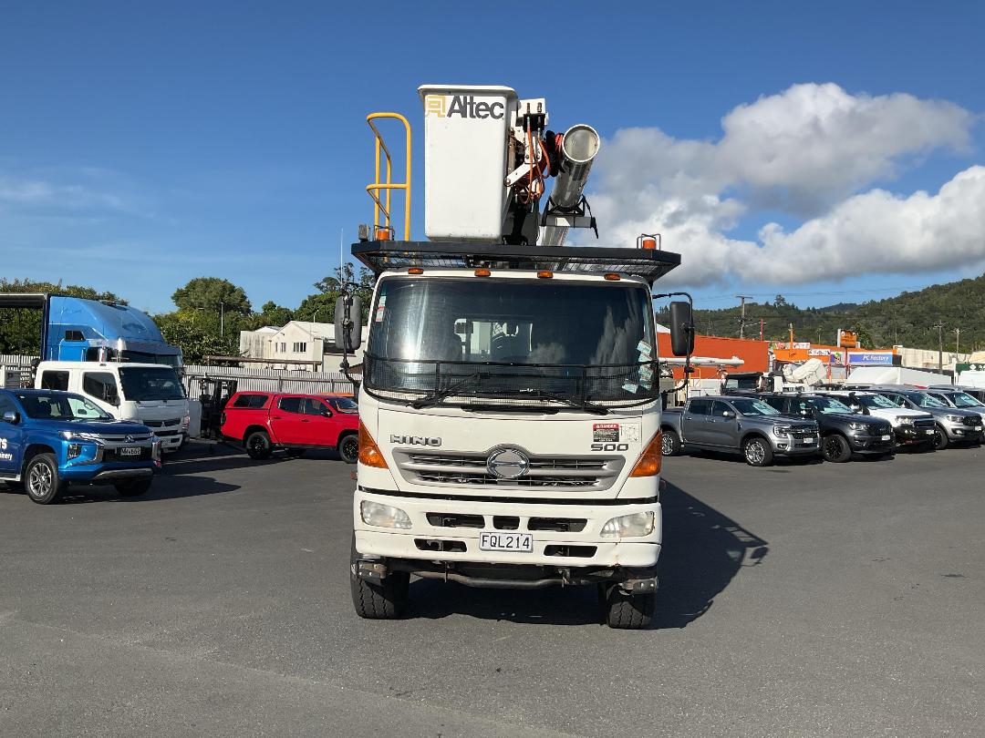 Photo '10' of Hino FM 1ALKM-UGN Cherry Picker/EWP