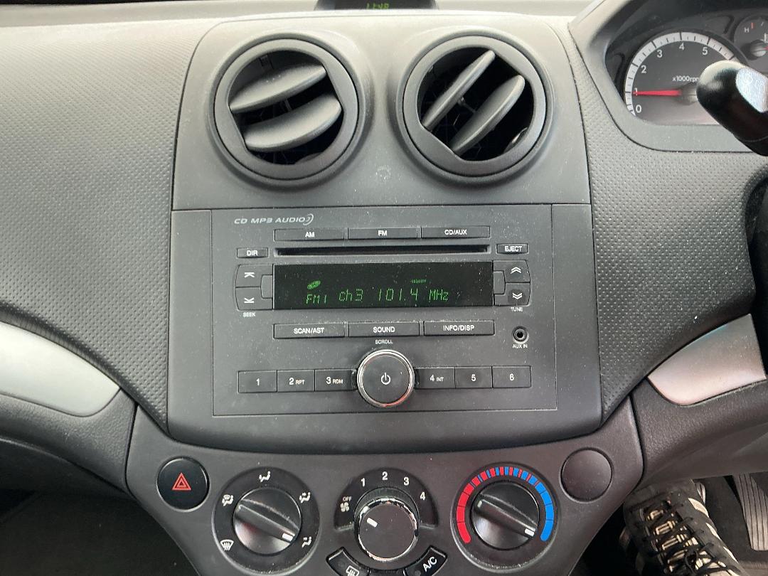 Photo '10' of Holden Barina Photo '10' of Holden Barina