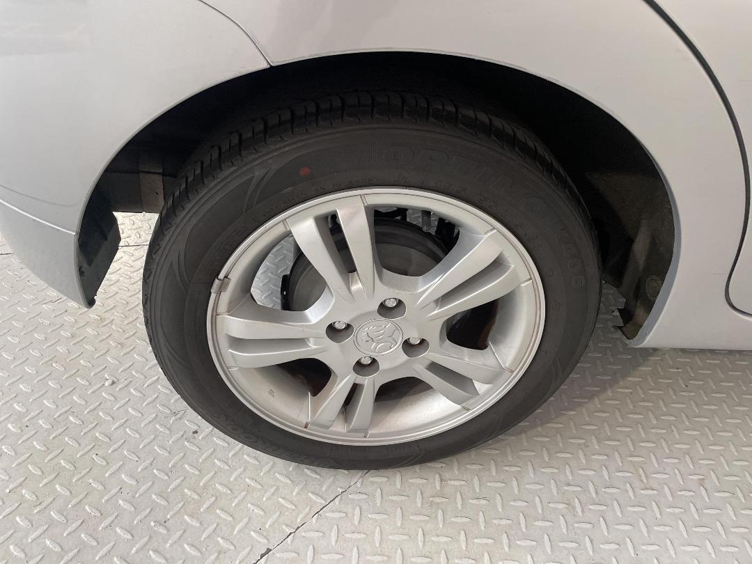 Photo '12' of Holden Barina