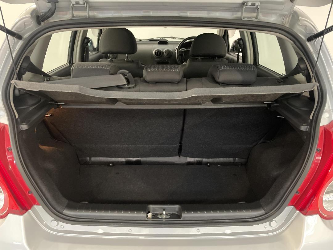 Photo '14' of Holden Barina