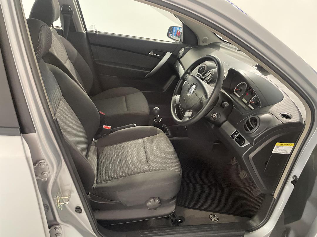 Photo '16' of Holden Barina