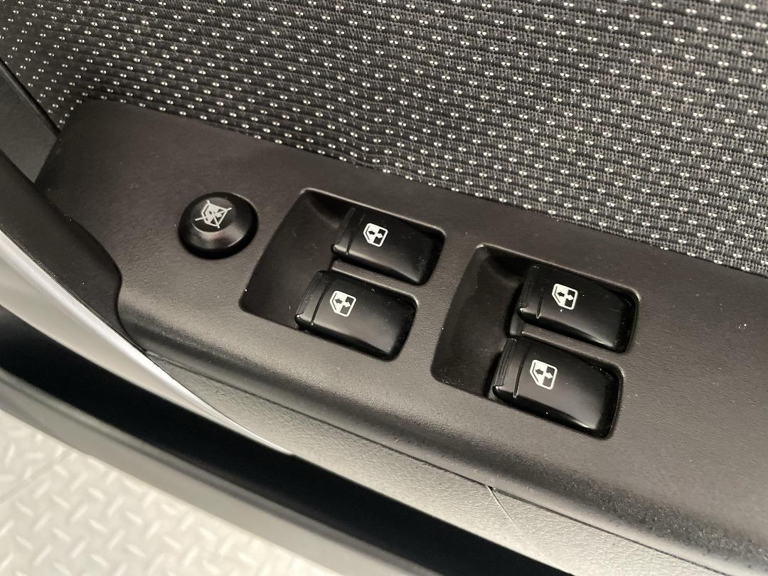 Photo '23' of Holden Barina