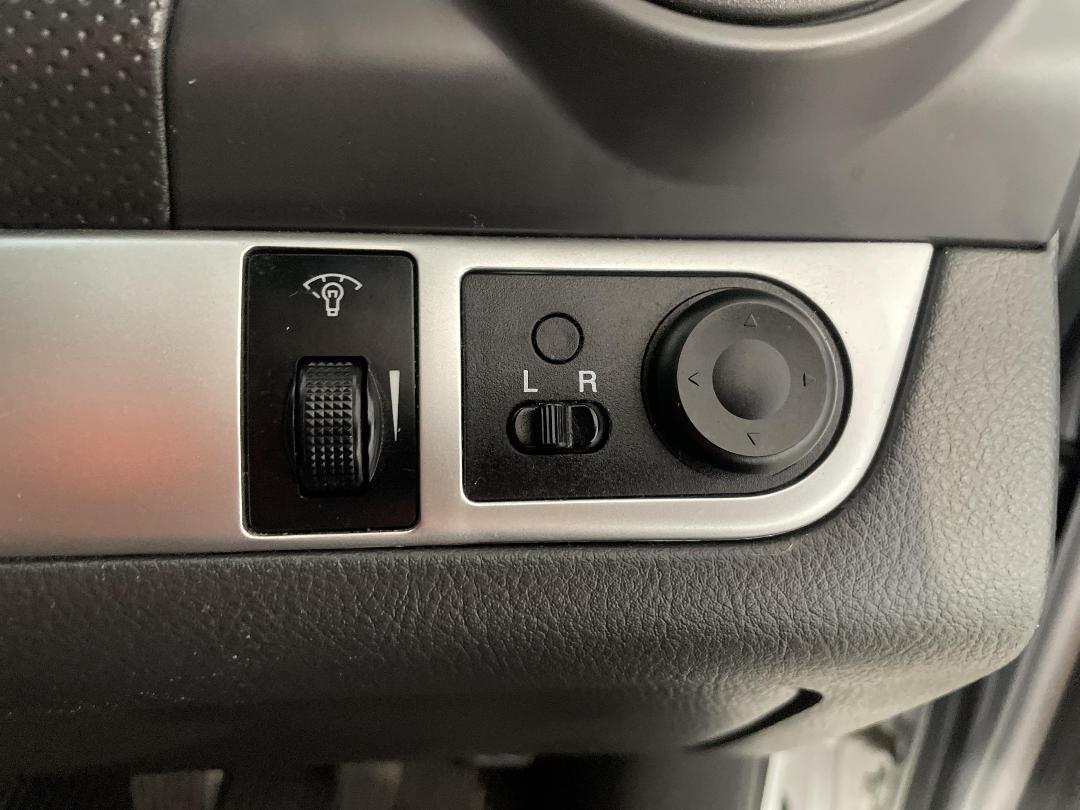 Photo '24' of Holden Barina