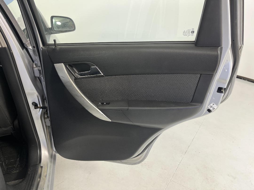 Photo '19' of Holden Barina