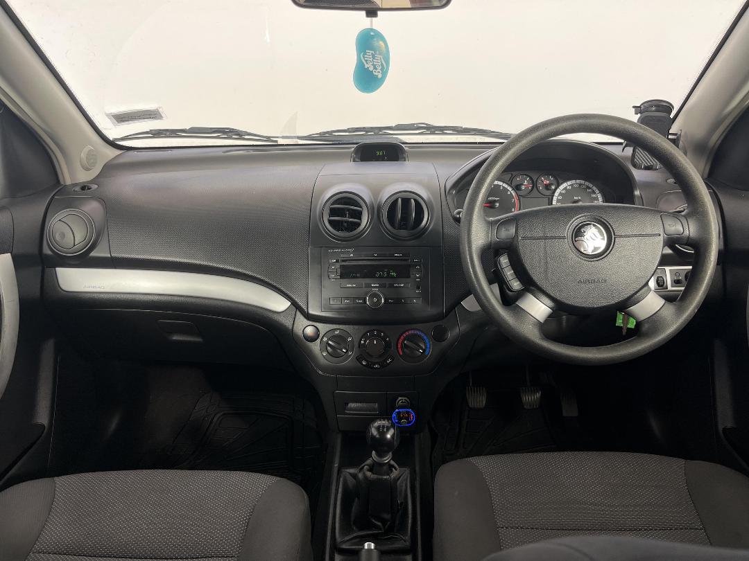 Photo '17' of Holden Barina