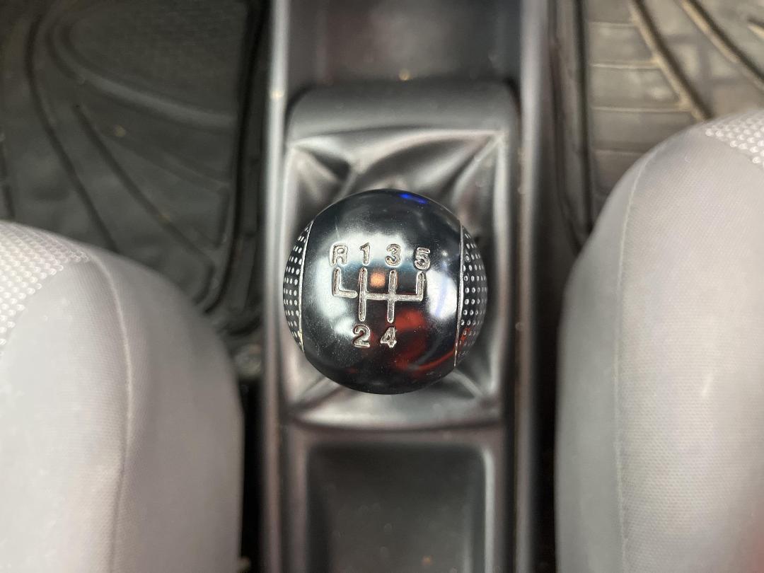 Photo '24' of Holden Barina