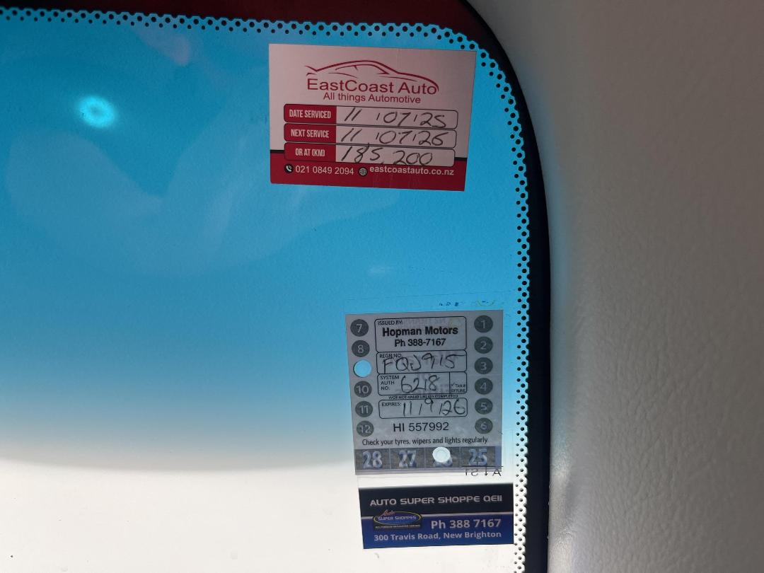 Photo '25' of Holden Barina