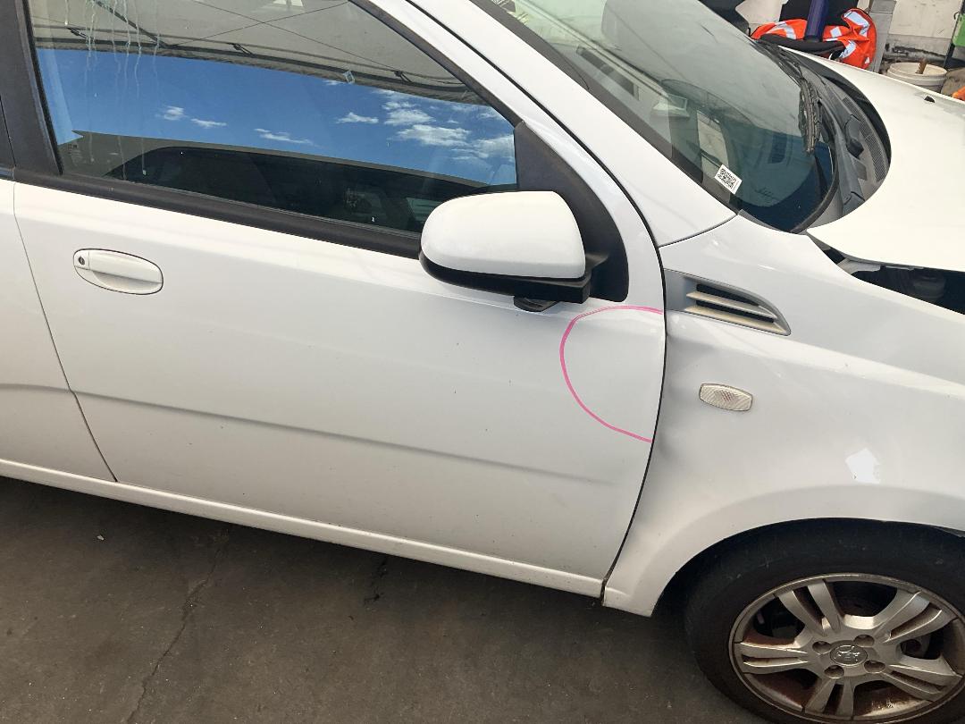 Photo '3' of Holden Barina Photo '3' of Holden Barina