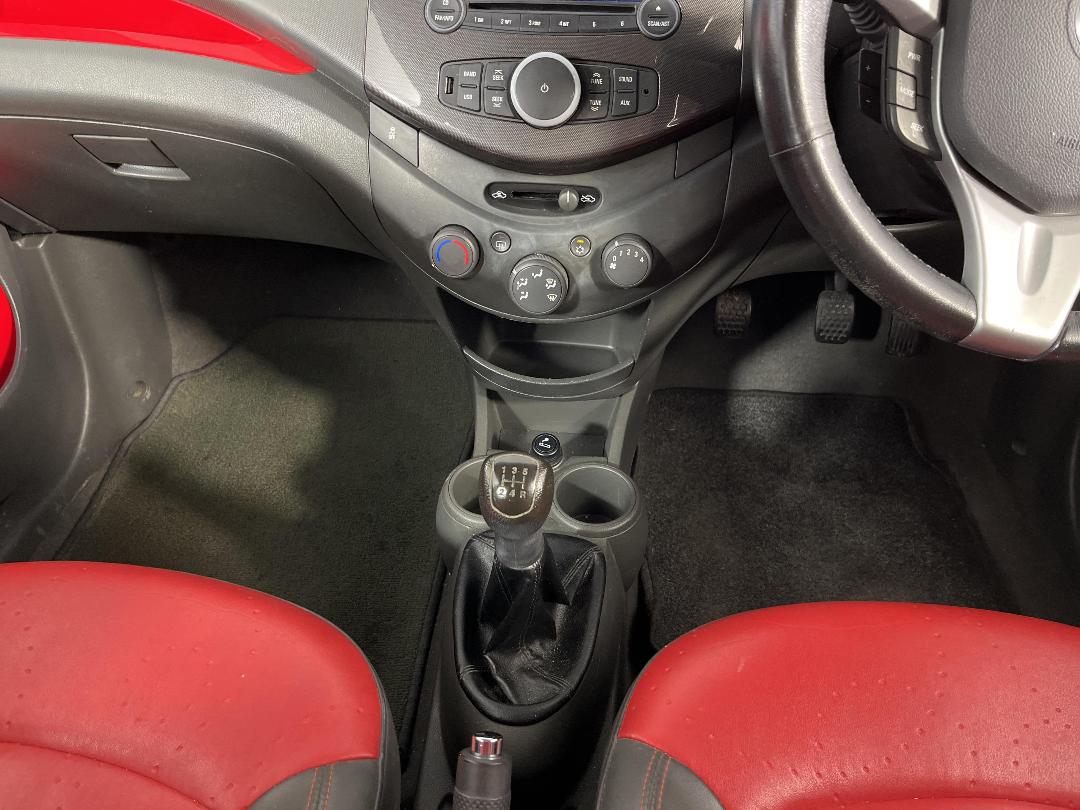 Photo '18' of Holden Barina Spark