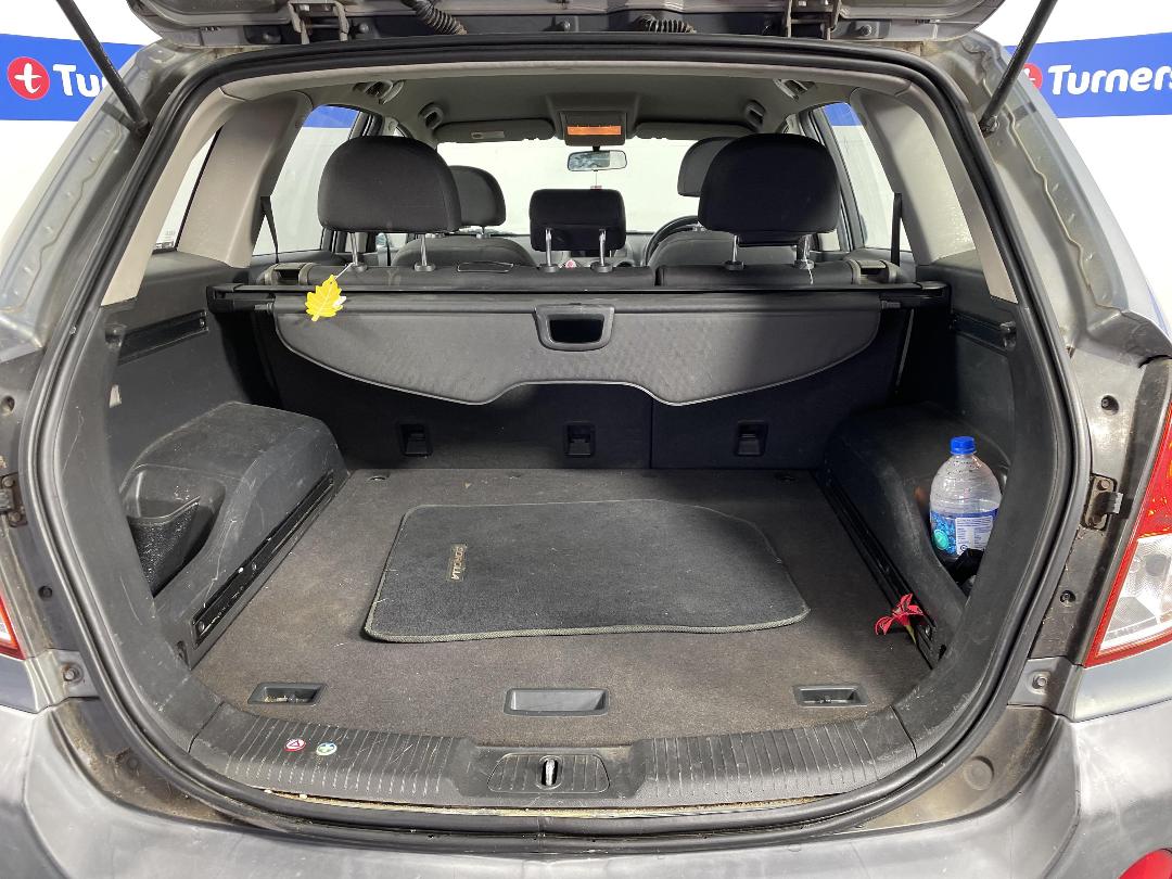 Photo '14' of Holden Captiva 5