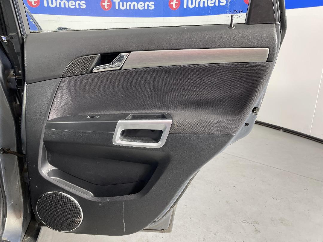 Photo '19' of Holden Captiva 5