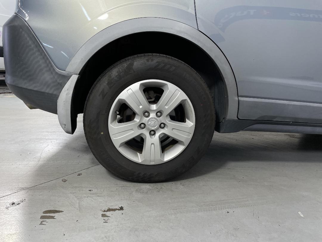 Photo '12' of Holden Captiva 5