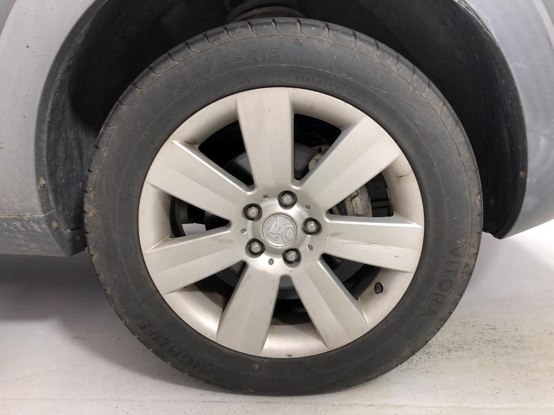 Photo '2' of Holden Captiva 7 LX V6