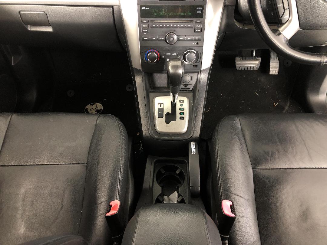 Photo '20' of Holden Captiva 7 LX V6