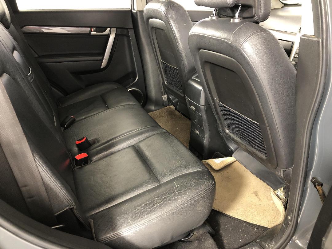 Photo '18' of Holden Captiva 7 LX V6