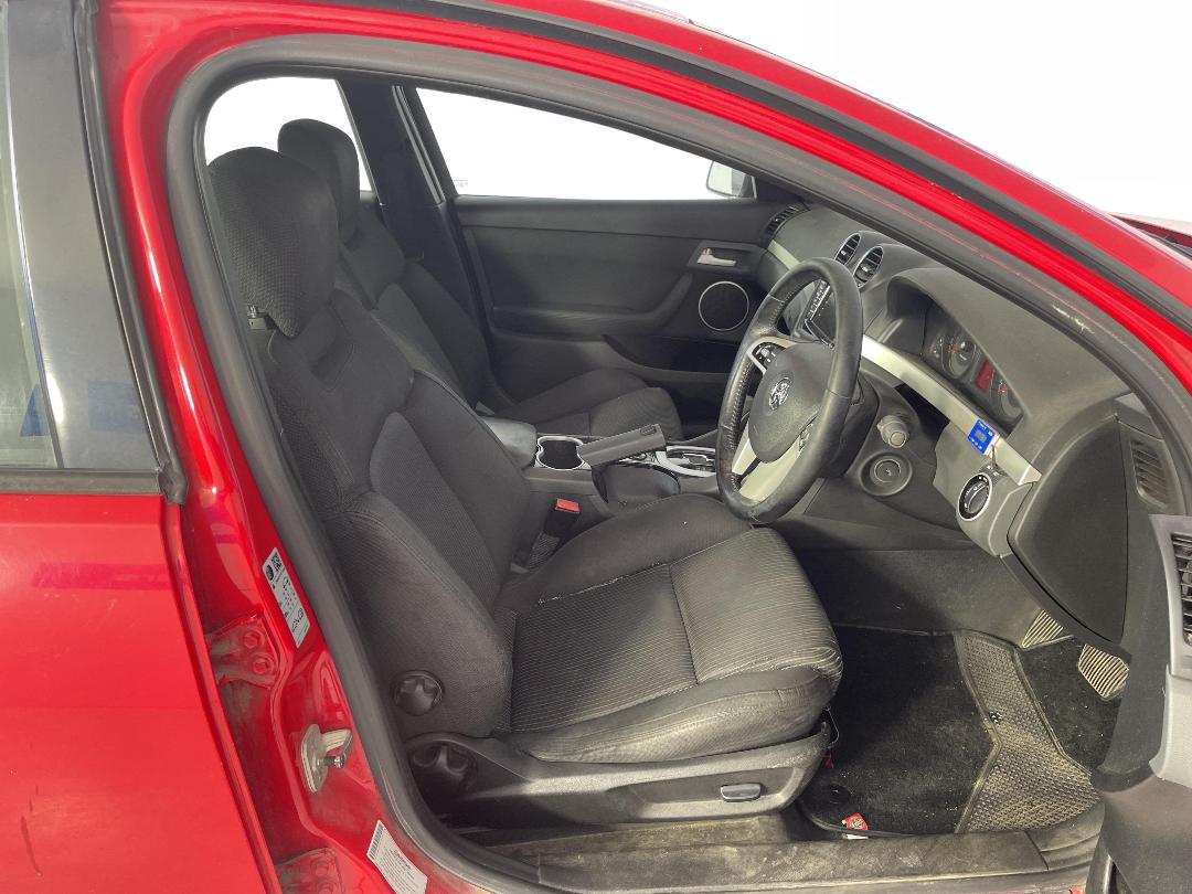 Photo '16' of Holden Commodore