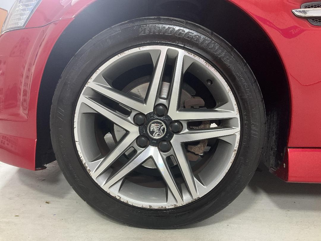 Photo '10' of Holden Commodore