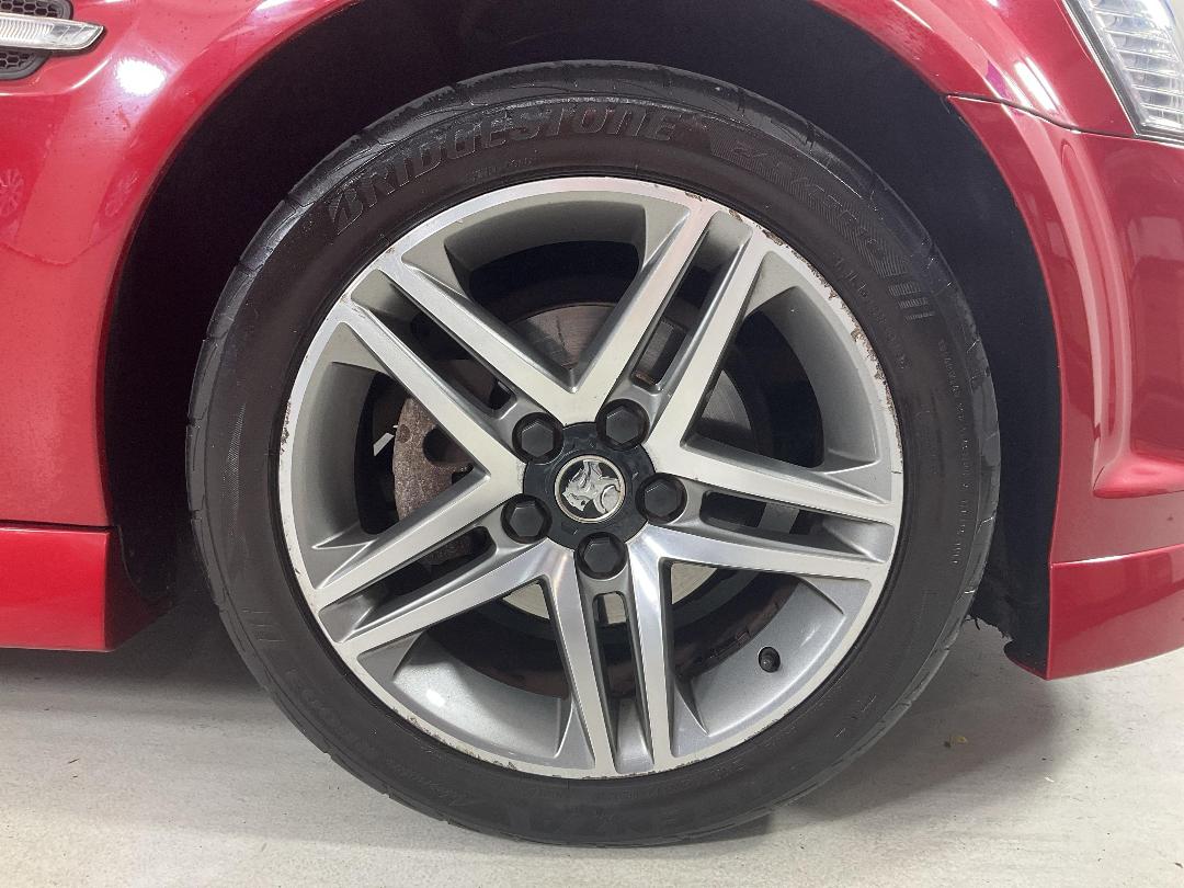 Photo '9' of Holden Commodore