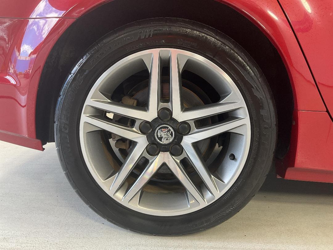 Photo '12' of Holden Commodore