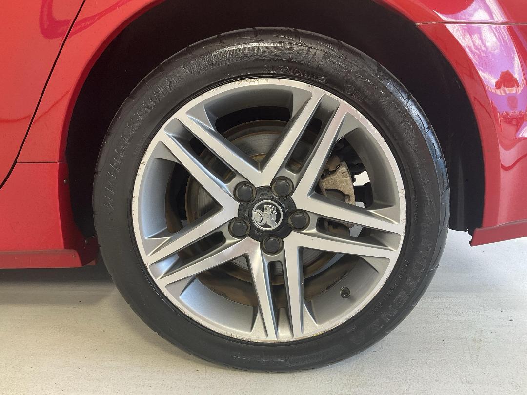 Photo '11' of Holden Commodore