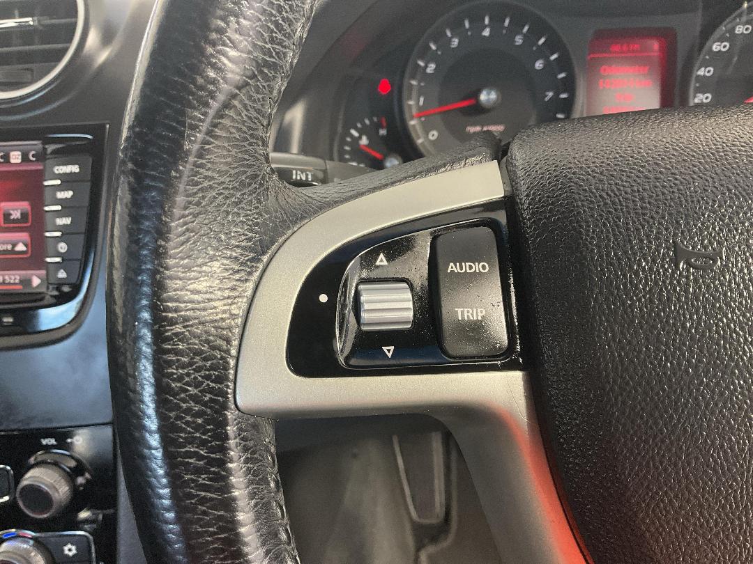 Photo '26' of Holden Commodore