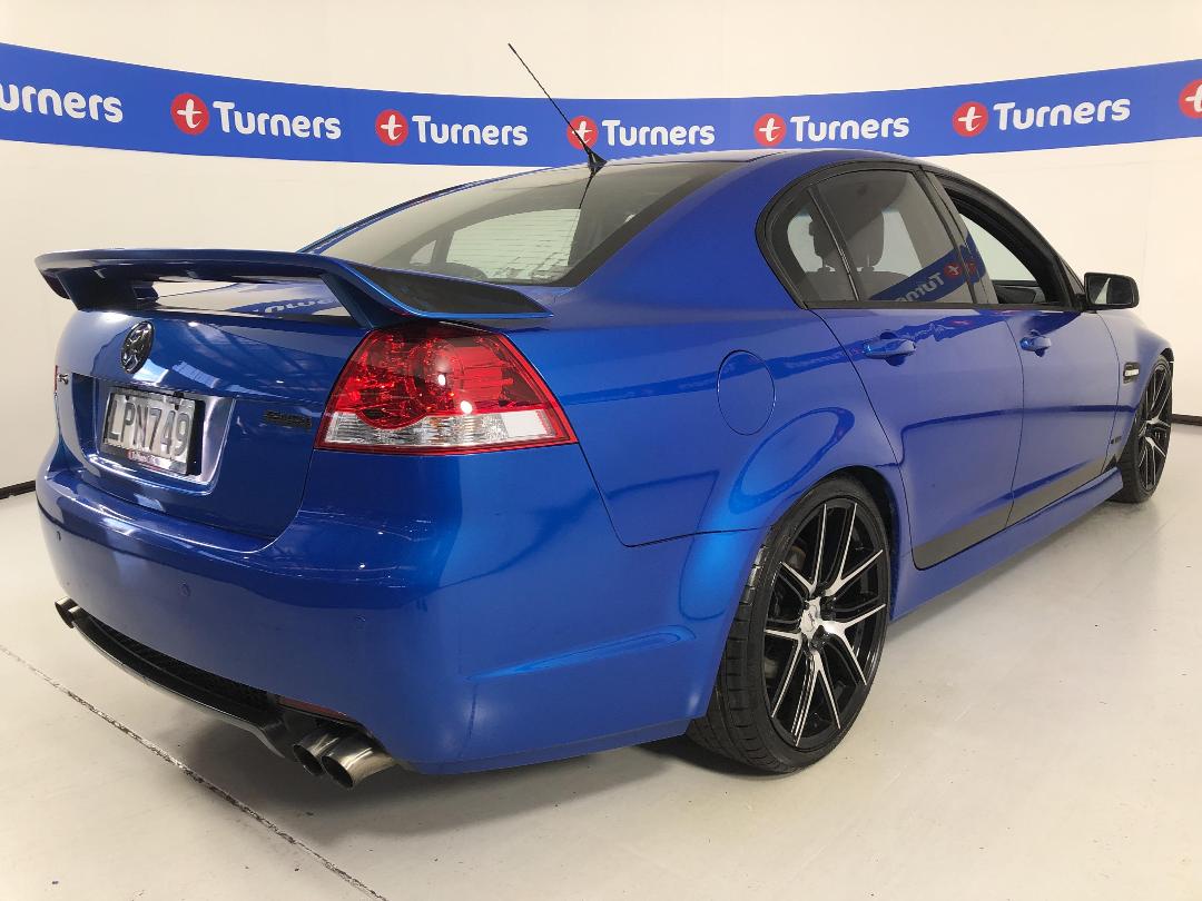 Photo '7' of Holden Commodore Photo '7' of Holden Commodore