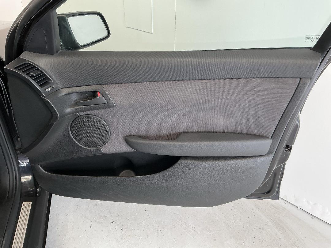 Photo '15' of Holden Commodore