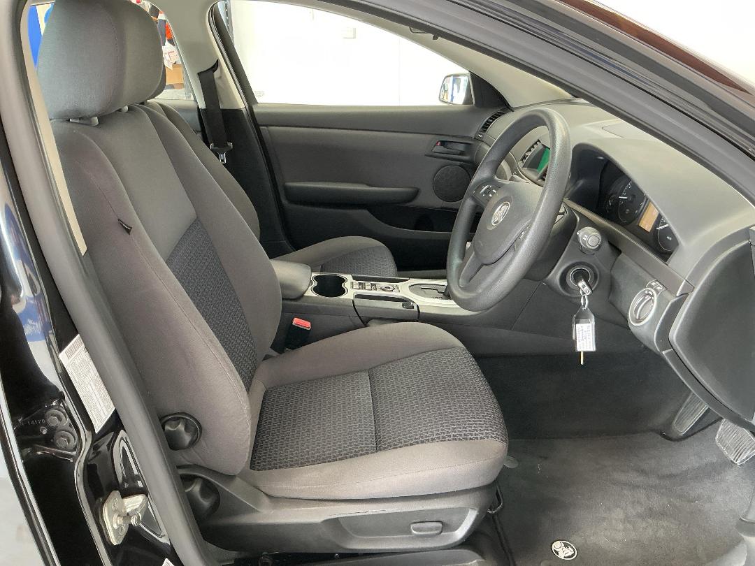 Photo '16' of Holden Commodore