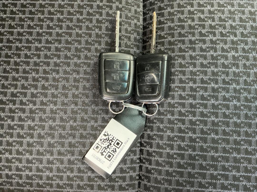 Photo '22' of Holden Commodore