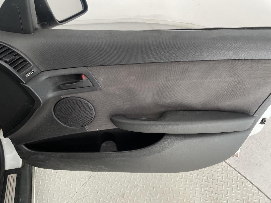 Photo '13' of Holden Commodore Omega