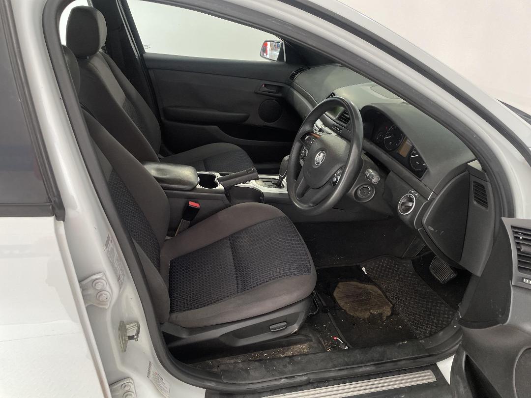 Photo '14' of Holden Commodore Omega