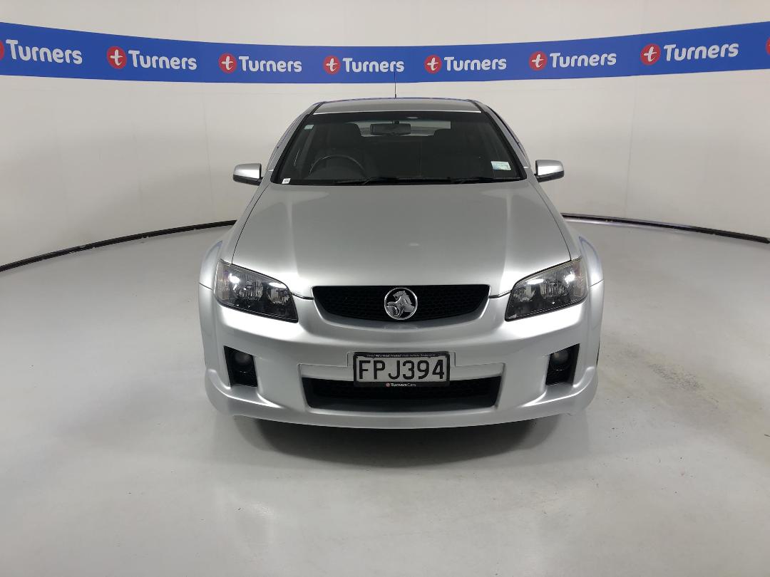 Photo '2' of Holden Commodore Photo '2' of Holden Commodore