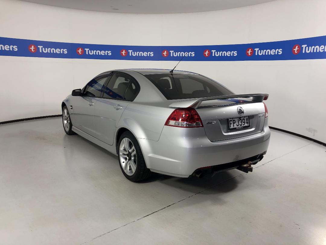 Photo '5' of Holden Commodore Photo '5' of Holden Commodore