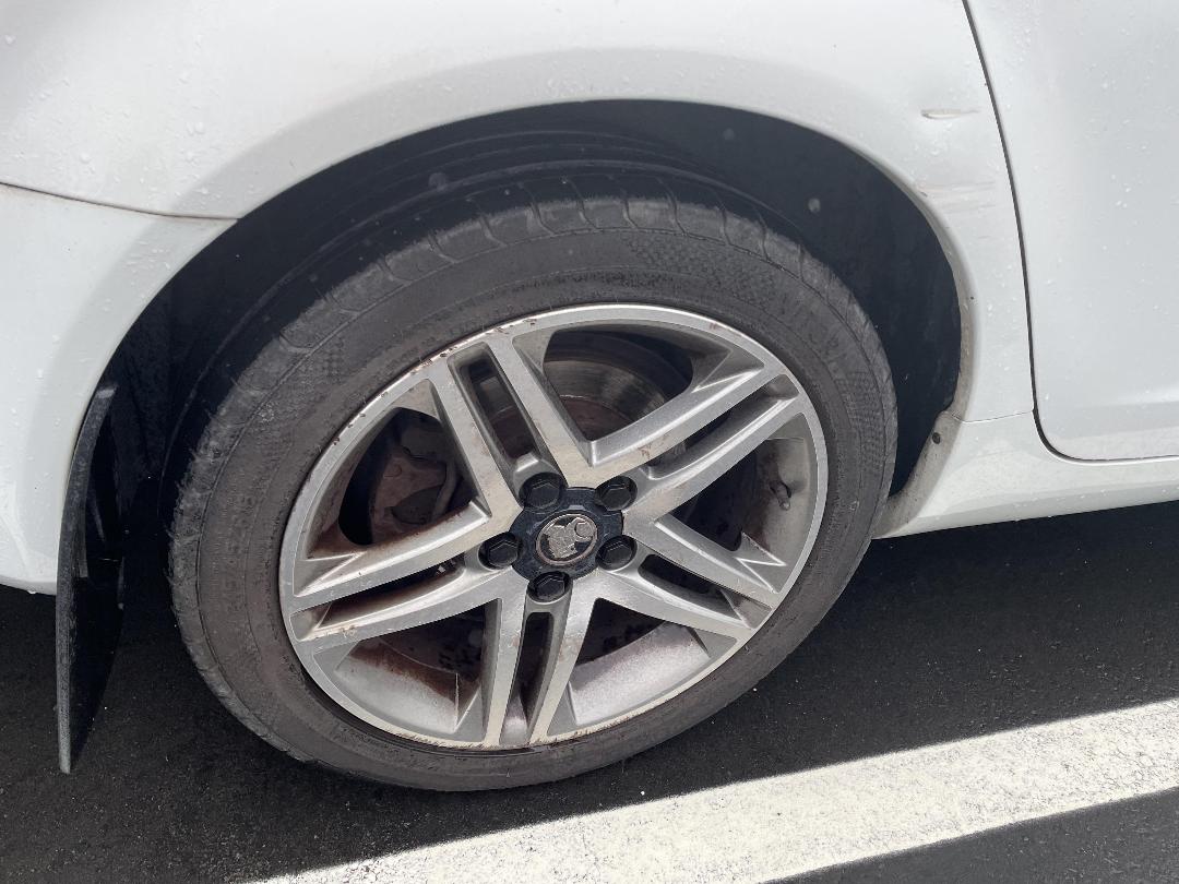 Photo '8' of Holden Commodore Berlina Photo '8' of Holden Commodore Berlina