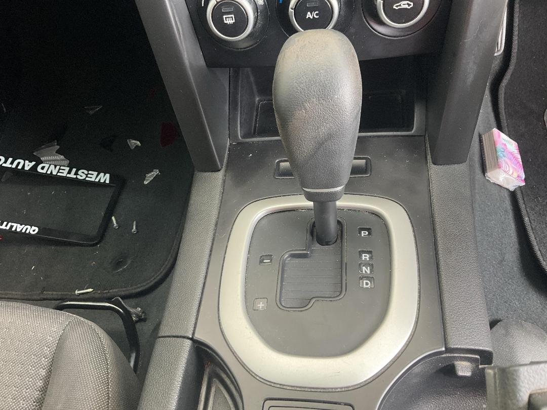 Photo '12' of Holden Commodore Sportwgn SV6